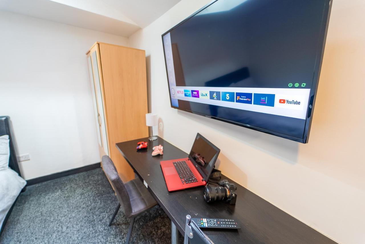 Staysa Equipped Studios Near Qe And Uob In Guesthouse Close To The City! เบอร์มิงแฮม ห้อง รูปภาพ