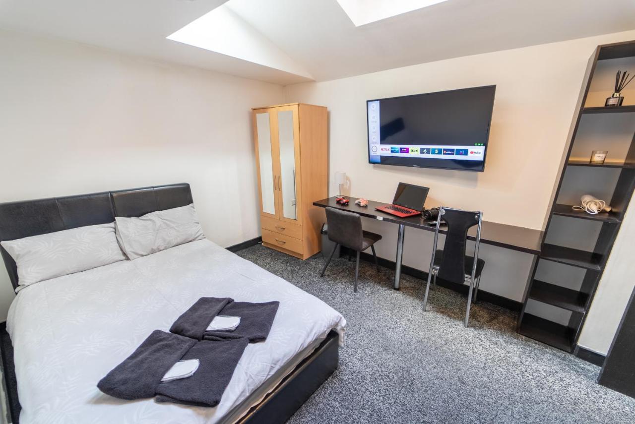 Staysa Equipped Studios Near Qe And Uob In Guesthouse Close To The City! เบอร์มิงแฮม ห้อง รูปภาพ