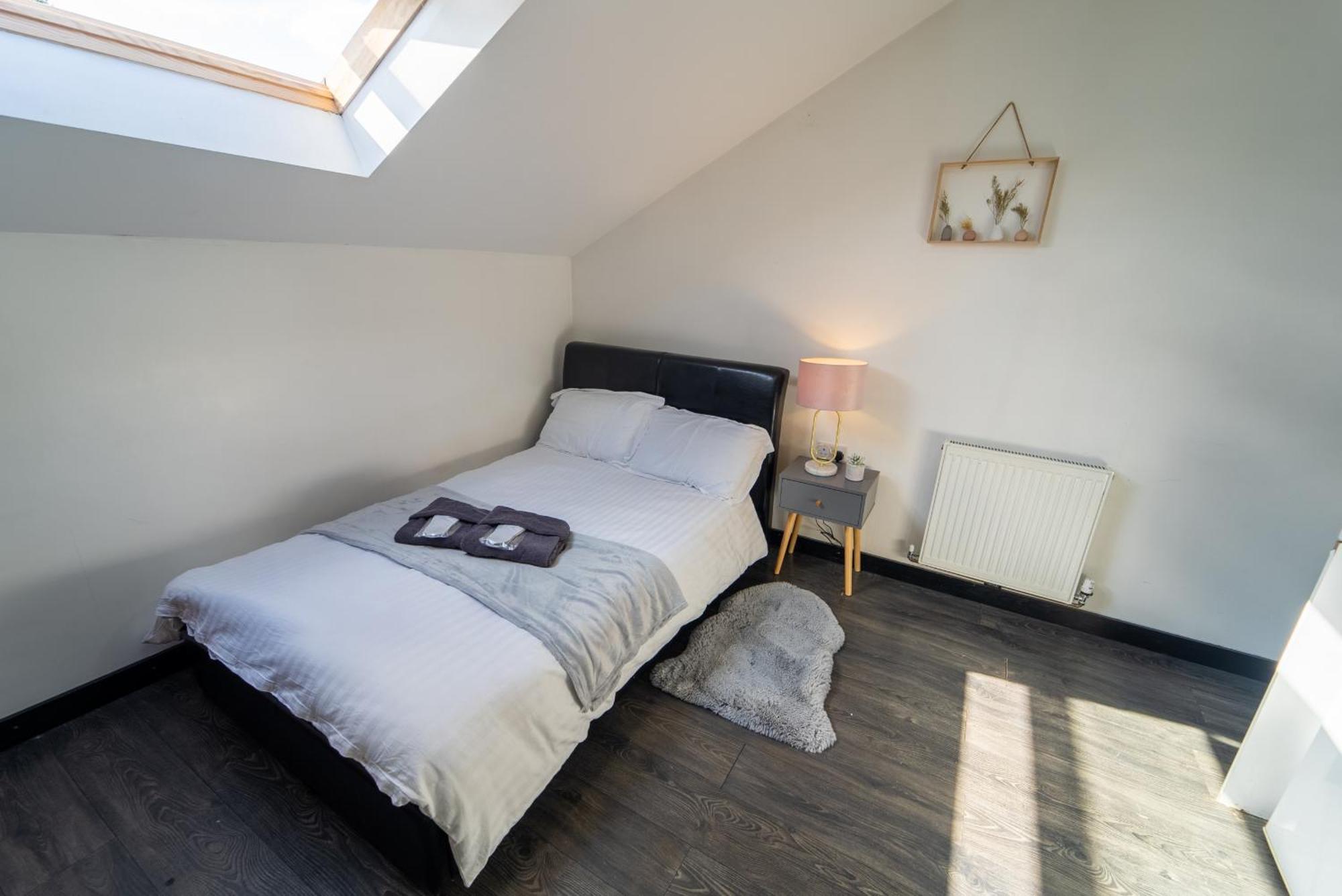 Staysa Equipped Studios Near Qe And Uob In Guesthouse Close To The City! เบอร์มิงแฮม ห้อง รูปภาพ